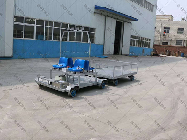 �չ���Ѳ�쳵